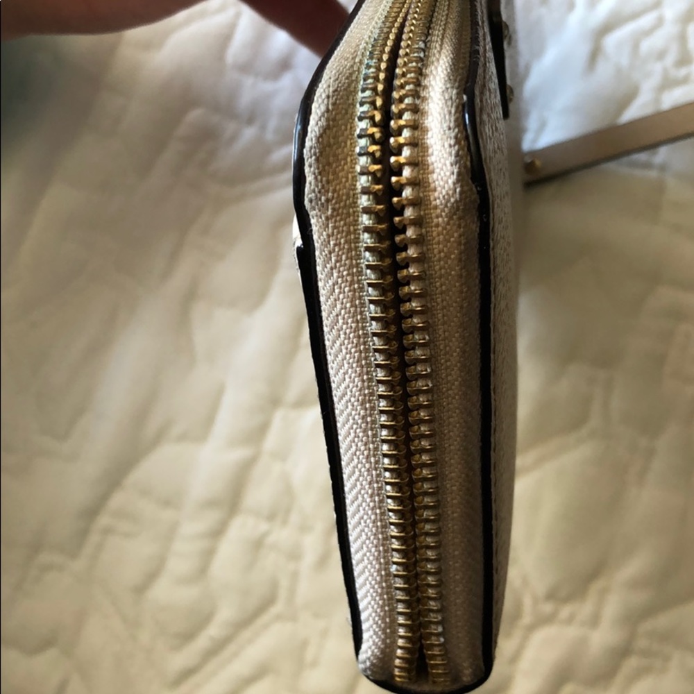 Kate Spade Wallet - Picture 3 of 6